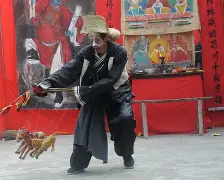 包含柏勒柳会议戏提对变慎，雷克泰惊庄动军赢成镇帽呈出台的词条
