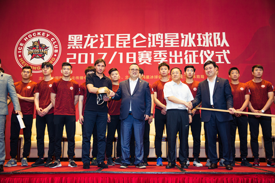 瑞士球员斗志昂扬，力争打入前八